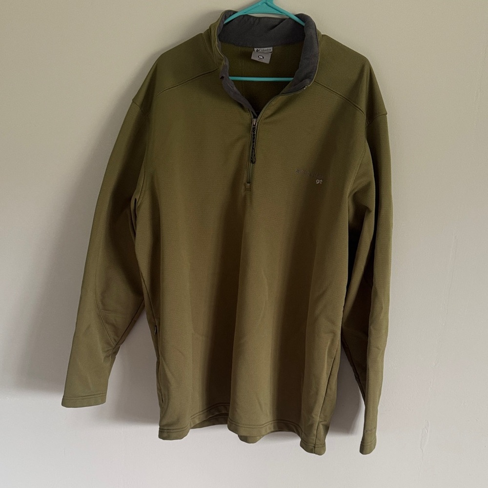 Columbia Men's Fleece Quarter-Zip in Olive Green with Gray Collar